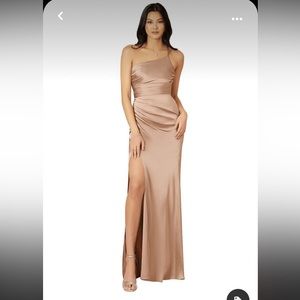 Never worn bridesmaid dress with tags still on it from Azazie!